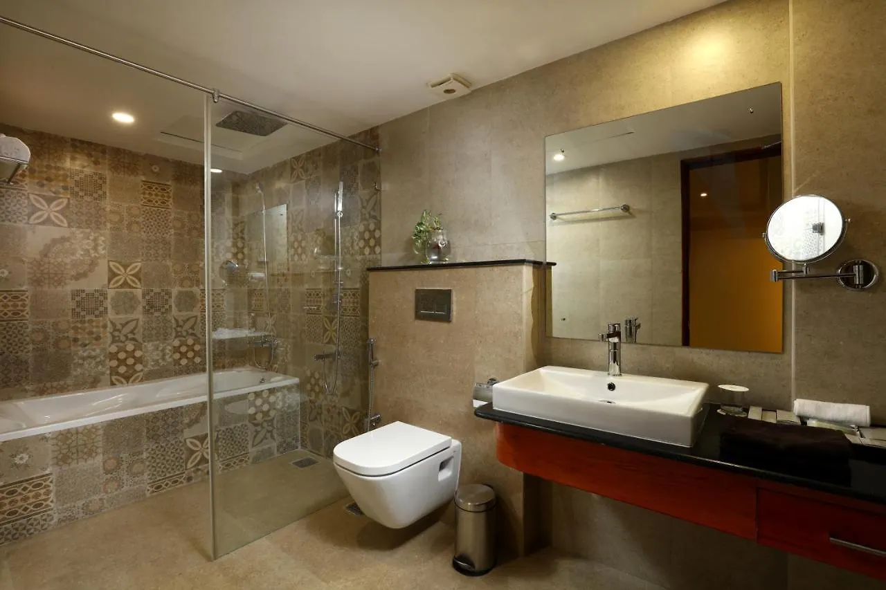 Kochi Jvk Park Hotel 4*,