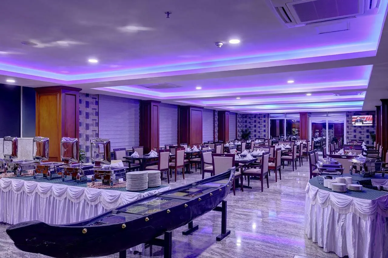 Kochi Jvk Park Hotel